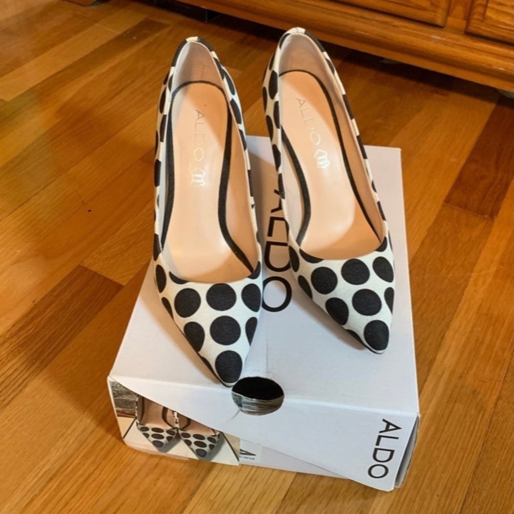 Aldo Polka dot heels